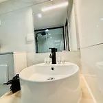 Penthievre Champs Elysee Apartment Paris