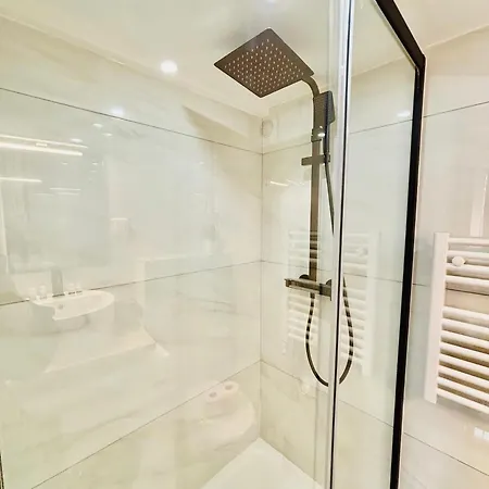 Penthievre Champs Elysee