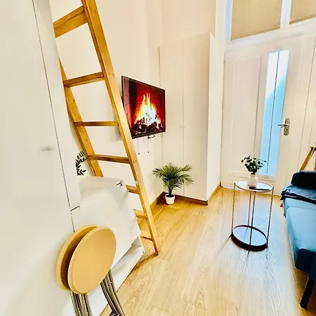 Penthievre Champs Elysee * باريس